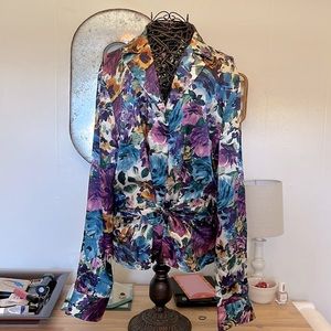 JONES NEW YORK Floral Pendulum Button & Tie at Bottom Blouse Size Medium